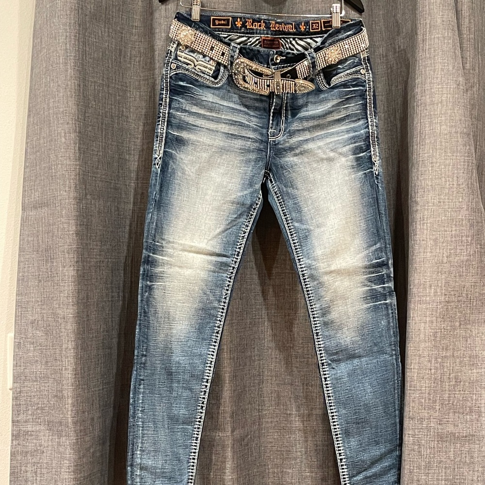 "ROCK REVIVAL SIZE 32" Ysabel And Embellished Bling Belt Jeans Have Bling  Both